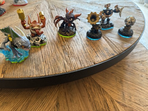 Skylanders activision figures - skylanders,