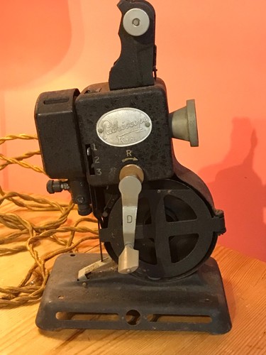 Vintage 1930 pathescope - pathescope, kid