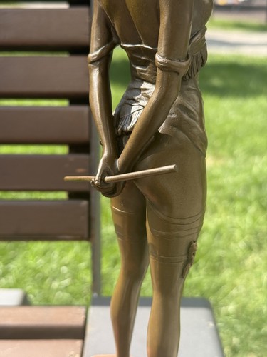 Bronze woman sculpture statue - woman,