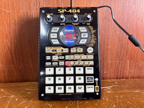Roland 404 sampling - roland,