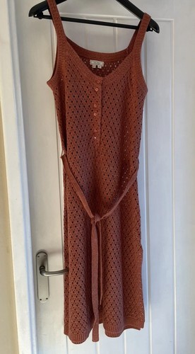 Fat face brown spec knit
