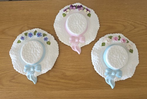 Aynsley wall hanging flower - 3,