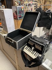 Sunrise 34 Piano 72 Bass