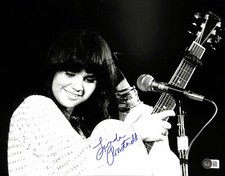 Linda Ronstadt Signed 11x14
