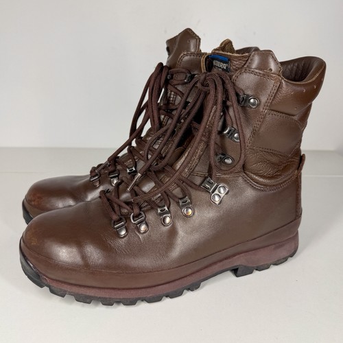 Altberg defender combat - altberg, high