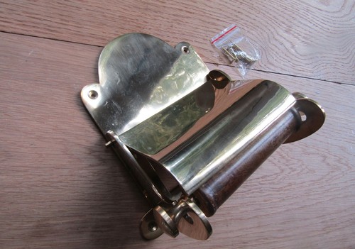 Rustic toilet roll holder - toilet,