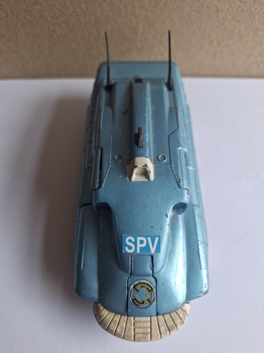 Vintage dinky toys captain - toys,