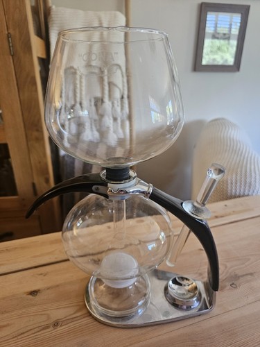 Cona size vintage vacuum - d,