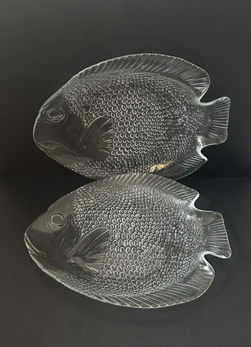 Vintage clear glass - clear, fish