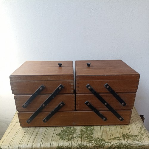 Vintage extendable tier - vintage,