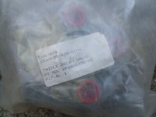 Bedford tk truck trailor triple relay valve apga 6495 gd lv6/mt9 military wabco