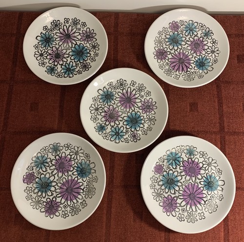 Biltons retro floral plates - floral,