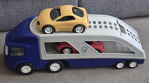 Little tikes big car carrier - car,