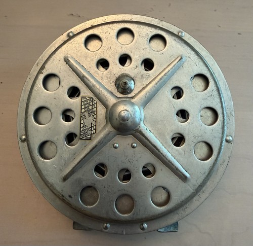 Pflueger sal trout 1558 and - 1558,
