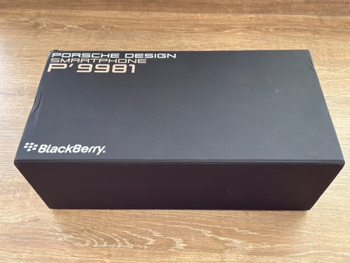 Blackberry porsche design - porsche,