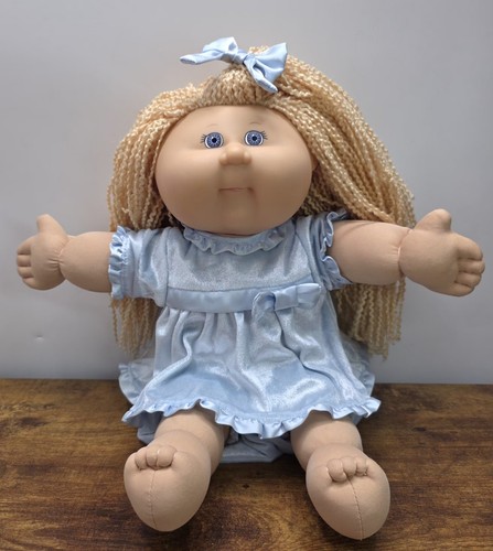 2004 cabbage patch doll - doll, &