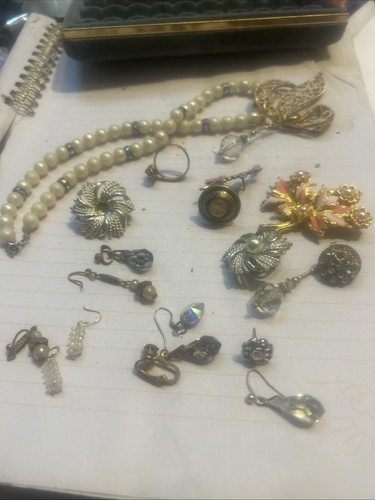 Vintage mele jewellery - vintage, box