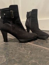 Russell and Bromley Aquatalia