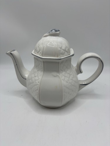 Vintage white arthur wood - white,