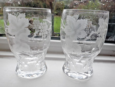 A PAIR OF EDWARDIAN CUT CRYSTAL GRAPE & VINE ETCHED LARGE TUMBLER GLASSES 5 INCH