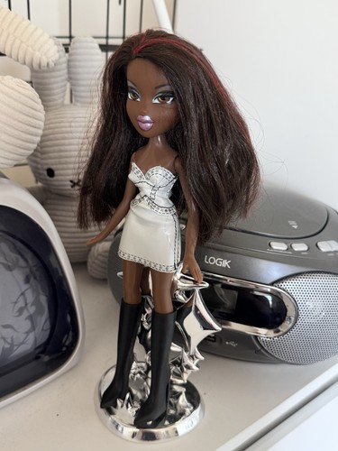 Very rare bratz hair style - very,