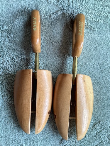 Bally wooden shoe trees - wooden,