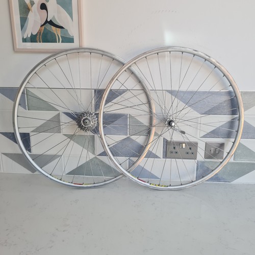 Vintage road wheels shimano - road,