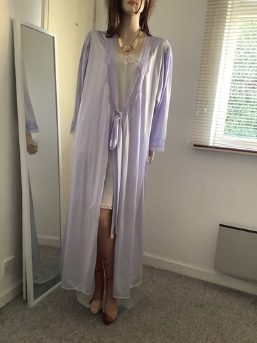 Vtg 70s triumph - vtg, soft