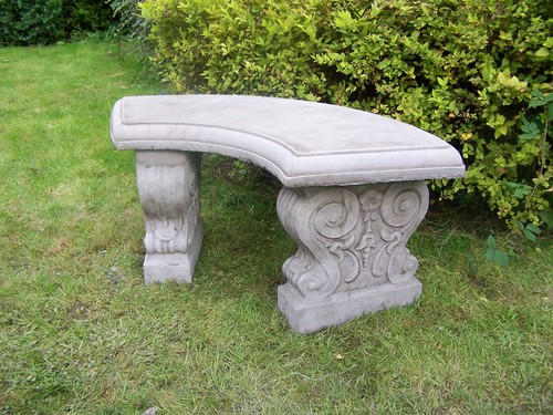 Large curved garden - garden, hand