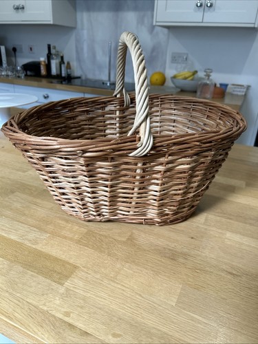 Vintage wicker picnic - picnic, or