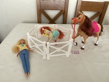BARBIE HUGS ‘N’ HORSES BUNDLE (334/21)