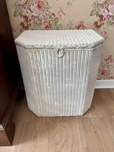 Vintage white lloyd loom - white,