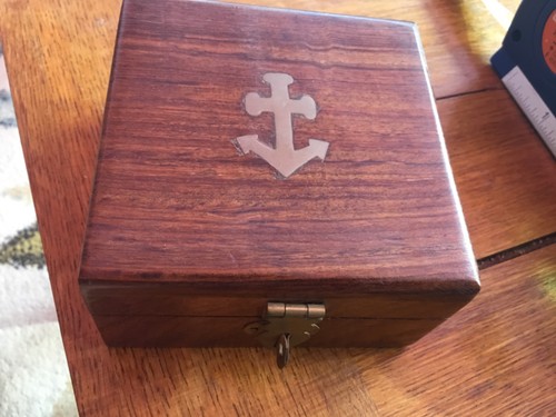Small hardwood box with - hardwood,
