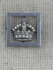VINTAGE 1930s ART DECO diamante paste crown pin brooch rhodium plated novelty