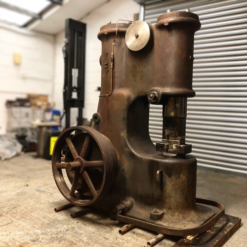 Blacksmith power hammer - blacksmith,