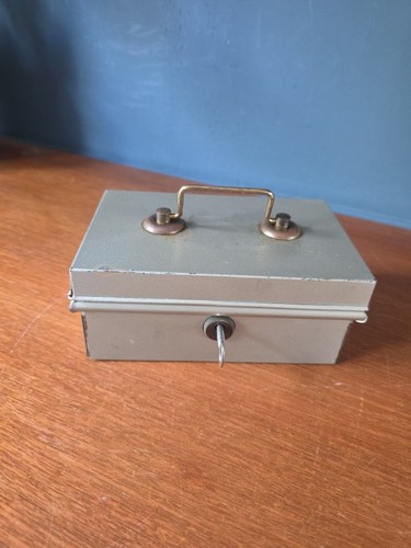 Vintage metal cash box with - metal,