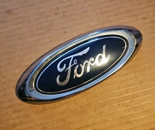 Ford mondeo front - emblem, badge
