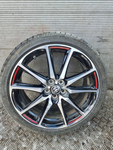 Toyota yaris alloy - wheel, 215