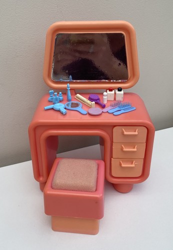 Vintage barbie dream house - vintage,