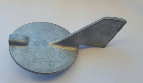 Trim tab anode for outboard