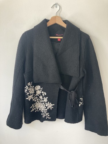 Rare womens 100 wool - womens, 100%