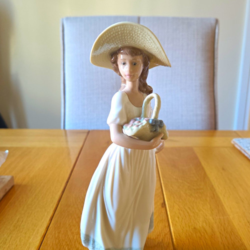 Lladró nao porcelain figurine - nao,