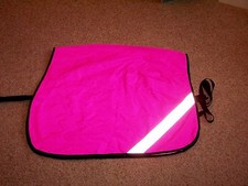 HI VIZ PINK FLUORESCENT HORSE QUARTER RUG - FLEECE OR COTTON LINED 