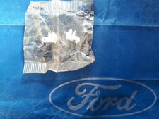 New genuine Ford Fiesta Mk1 Mk2 and Escort Mk4 Brake pipe clips - 2 Number