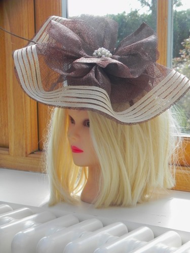 Phase eight fascinator - eight,