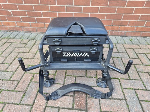 Diawa d150sb fishing seat - diawa,