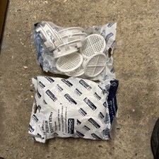 10 x White Plastic 70mm Round