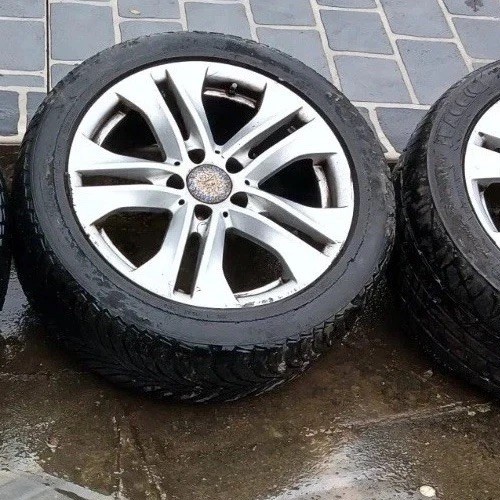 Mercedes w212 alloy wheel - ,