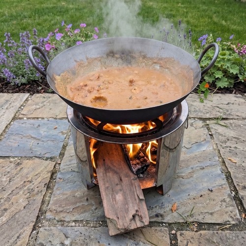 Desi chulla karahi pan - pan, |