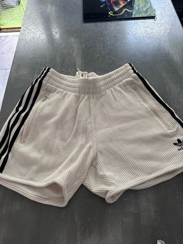 Retro adidas originals cream - retro,